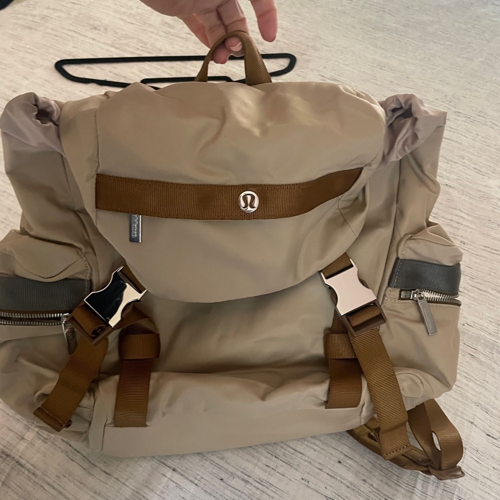Lululemon backpack - Picture 2 of 3